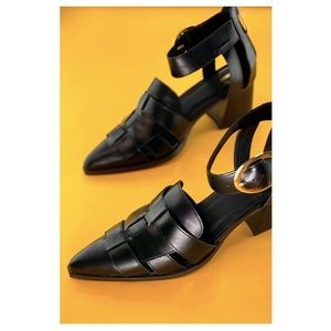 "Deana" Chunky Fashion Heels - Black